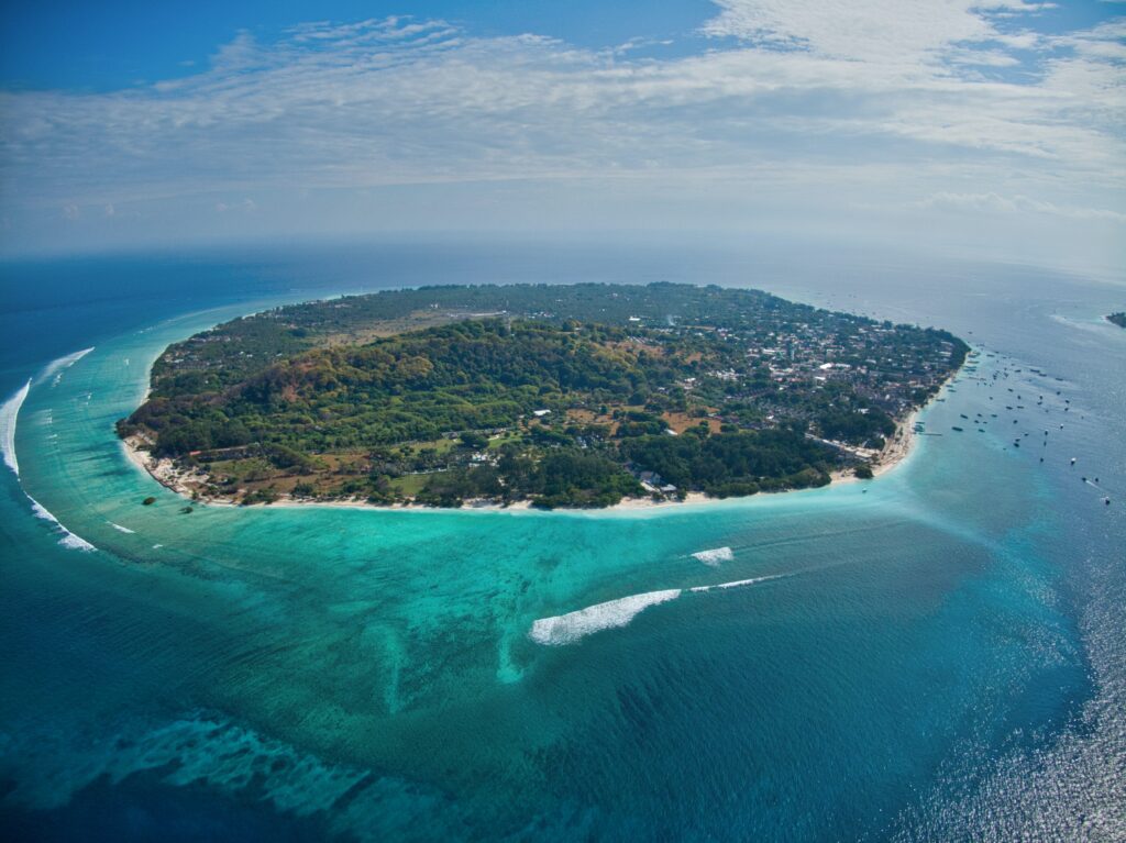 Gili T, the party island