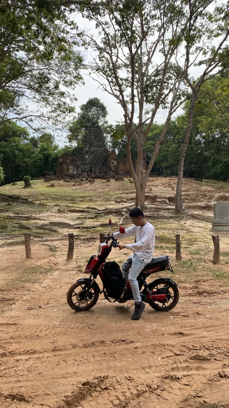 Angkor by e-Bike