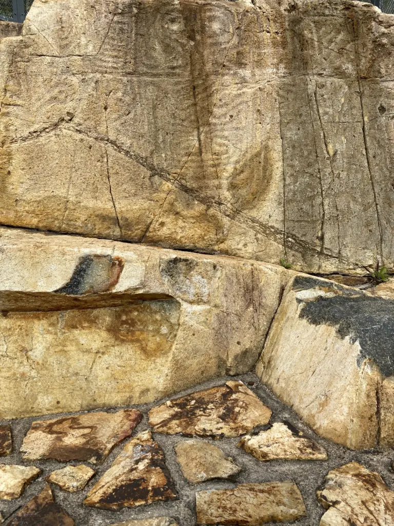 Petroglyph at Big Wave Beach