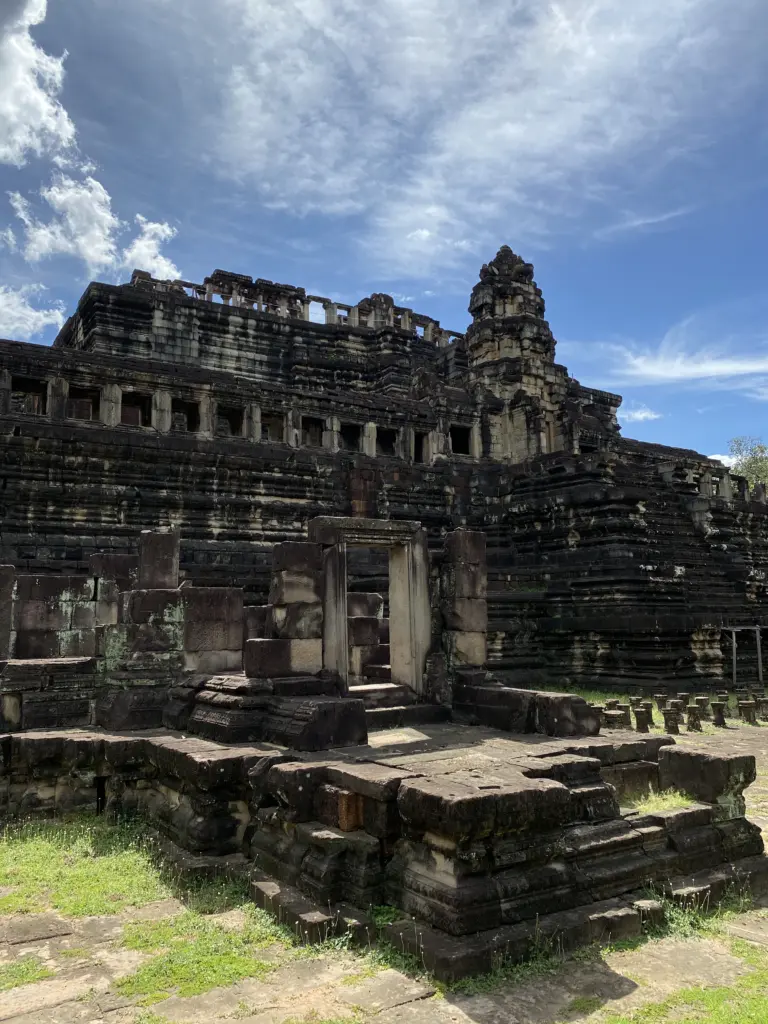 Baphuon Temple, Pyramid of Angkor