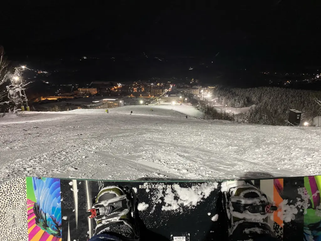 Niseko Night Snowboarding