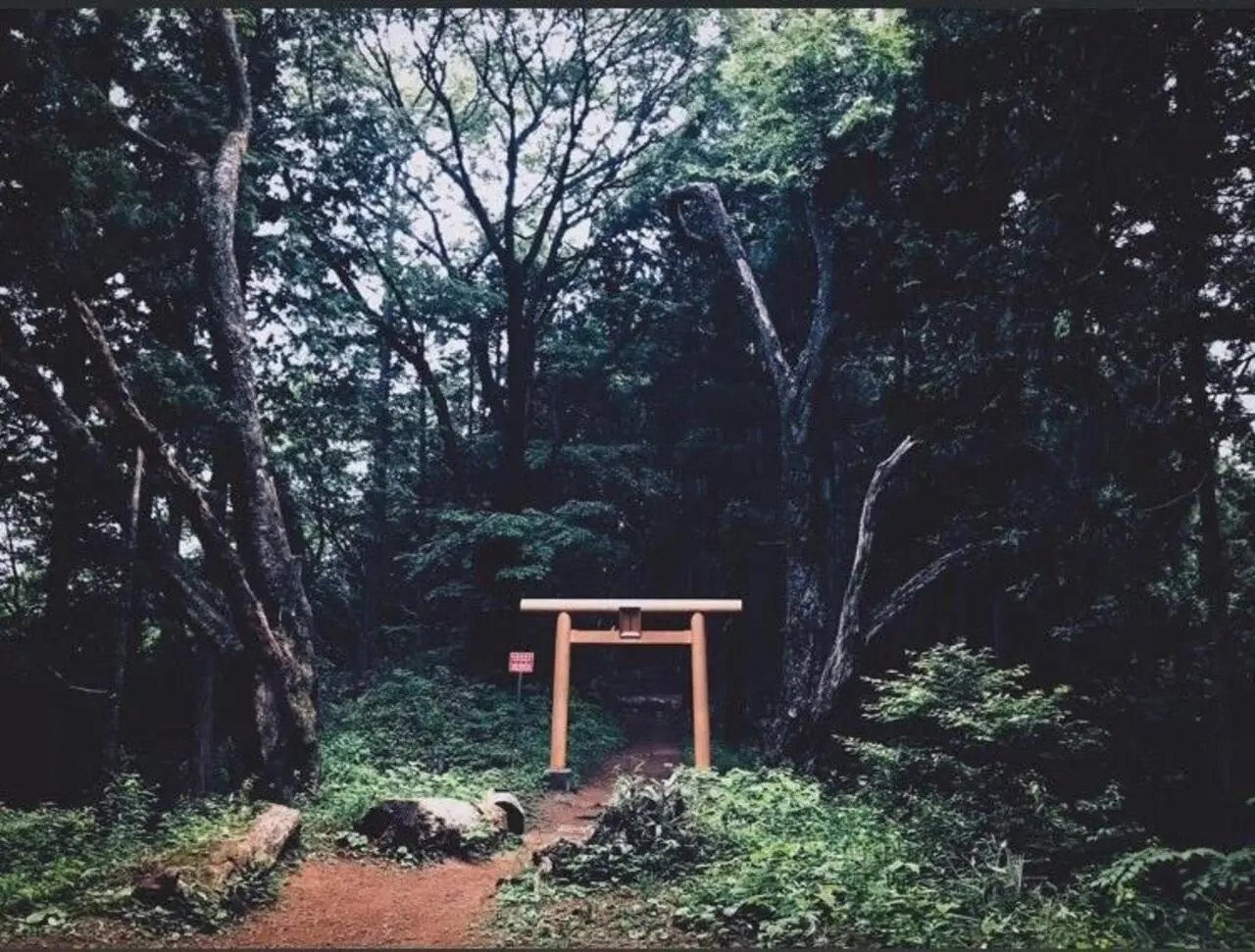 Mt. Hinode Shrine