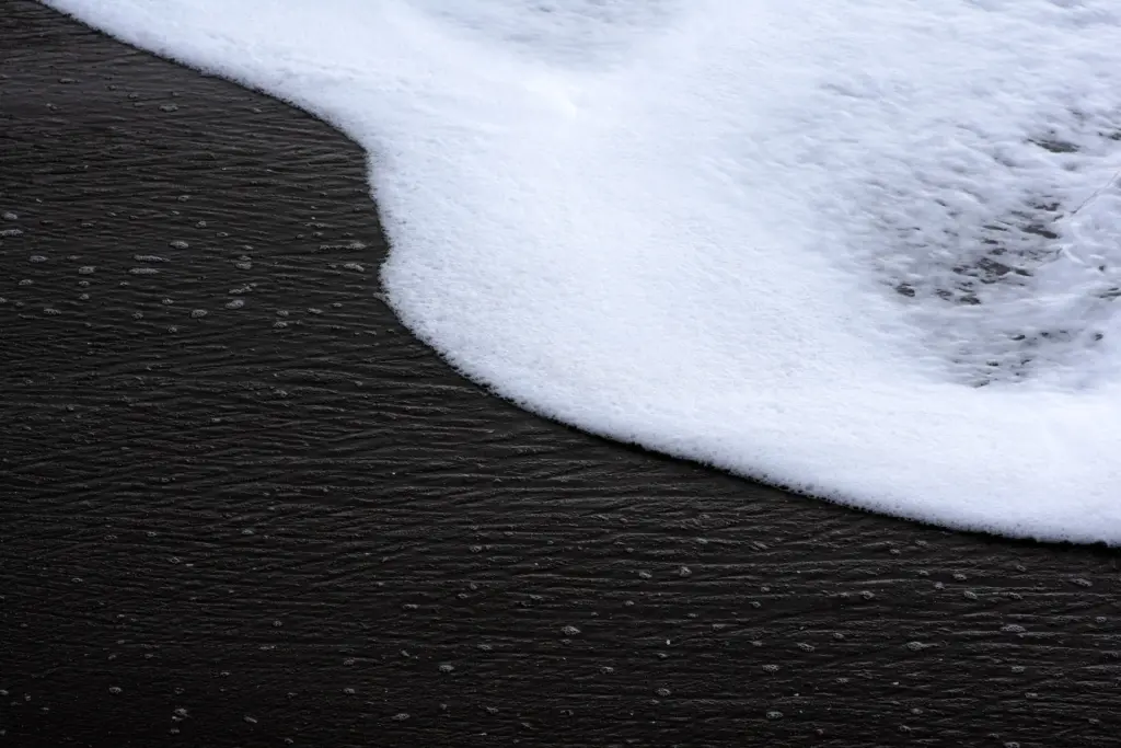 Paradox of Yin and Yang