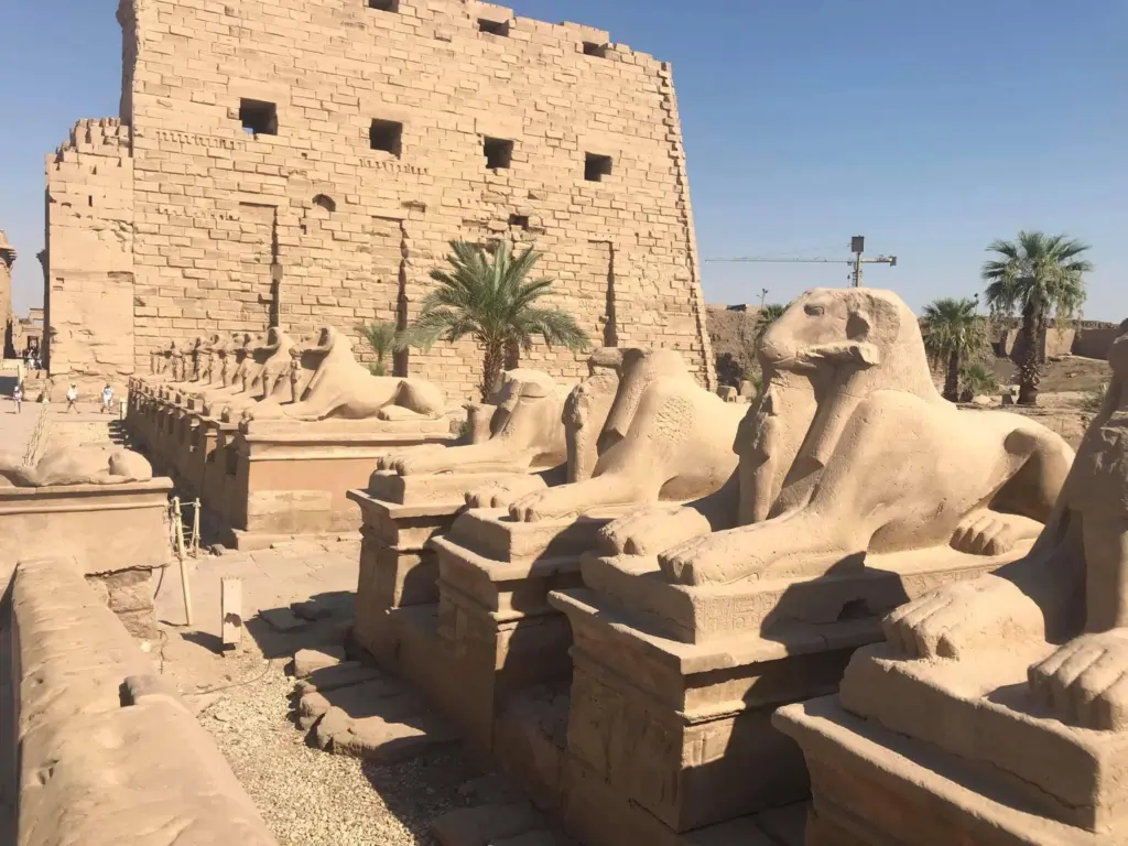 How to Get Around Luxor