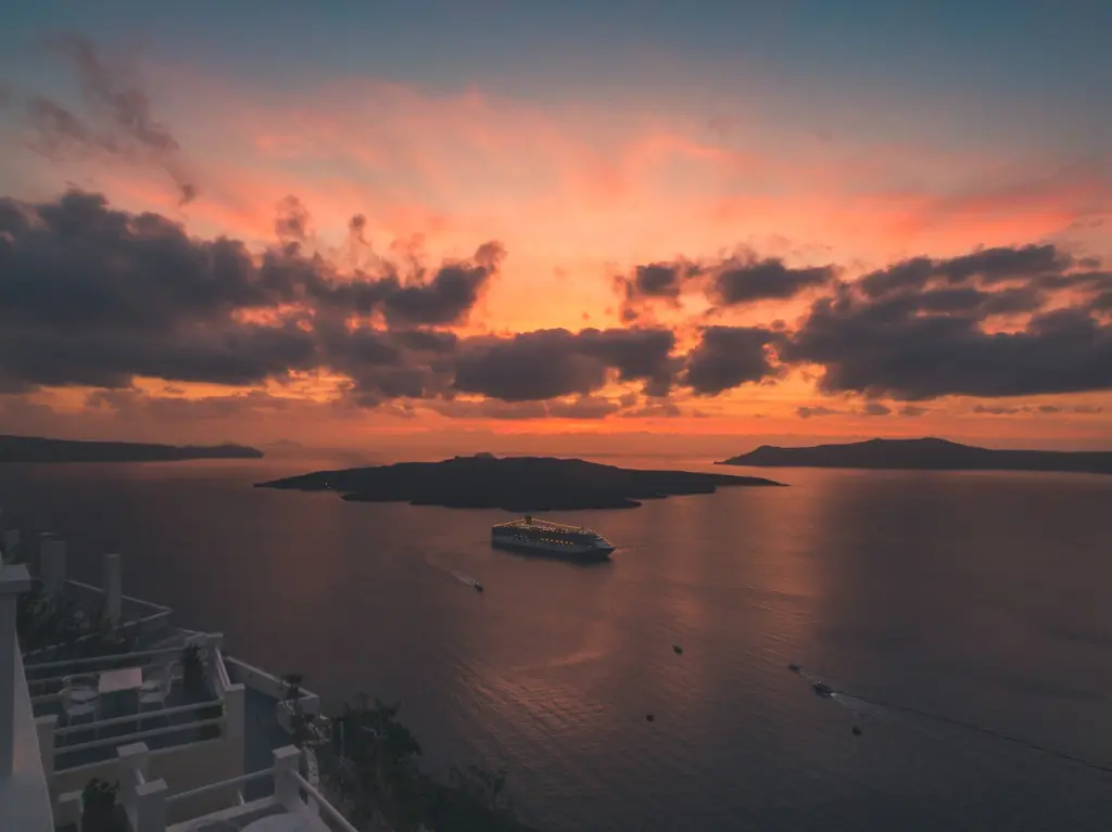 Santorini Sunset Cruise