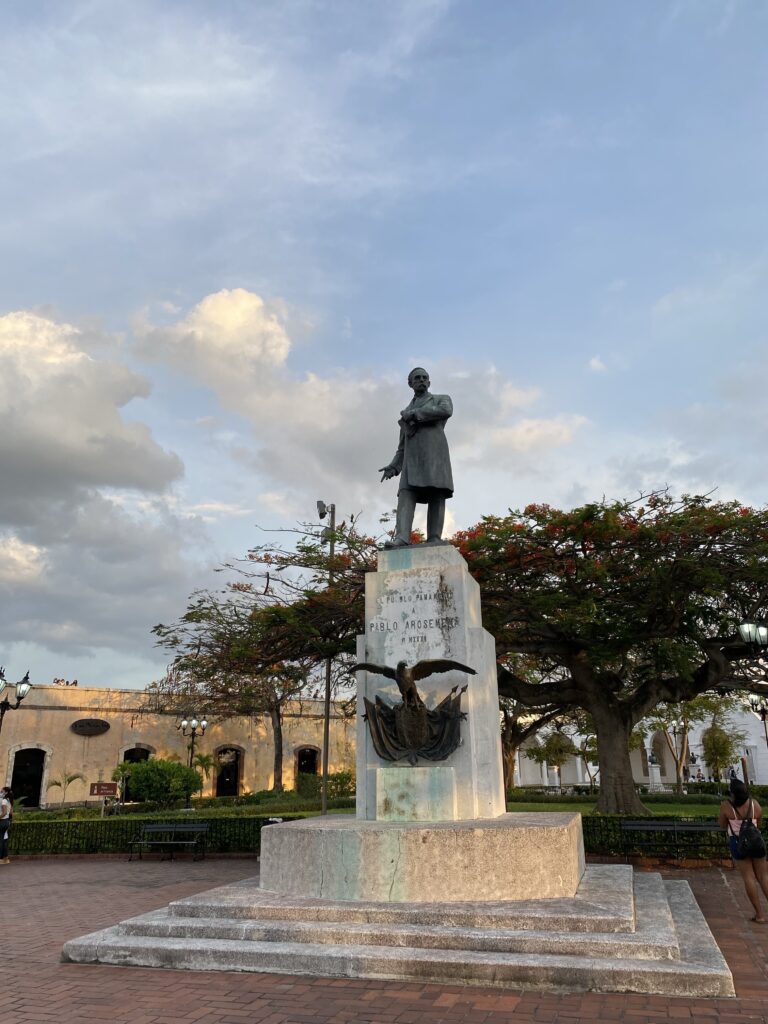 Panama Statue