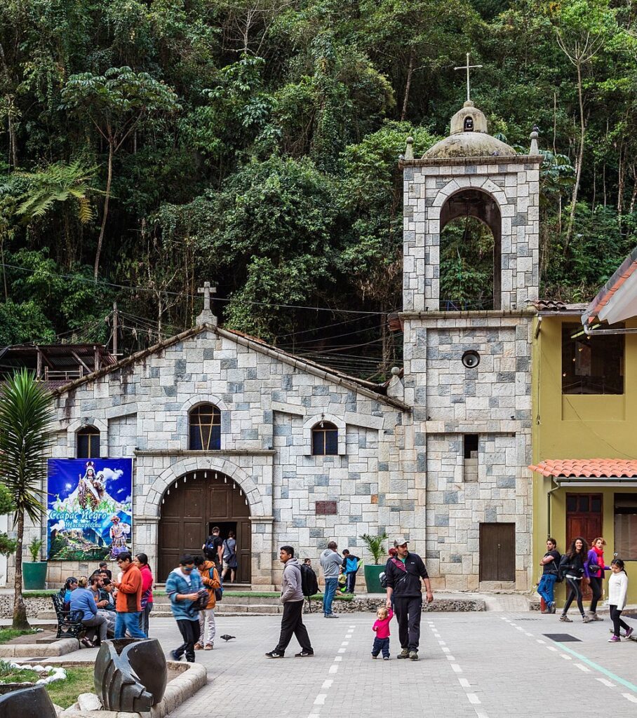 Aguas Calientes History