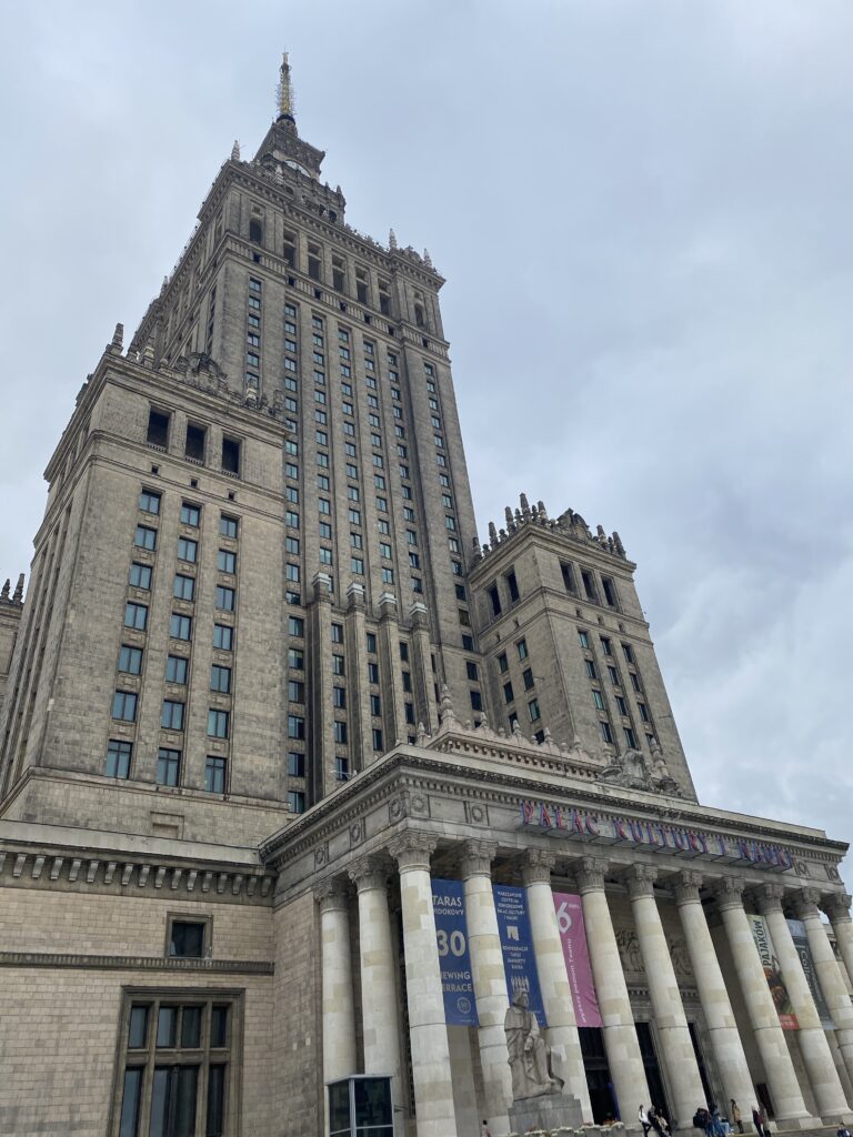 Warsaw Travel Guide